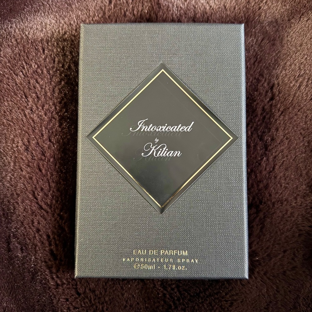 NEW kilian perfume "intoxicated" - Picture 7 of 9